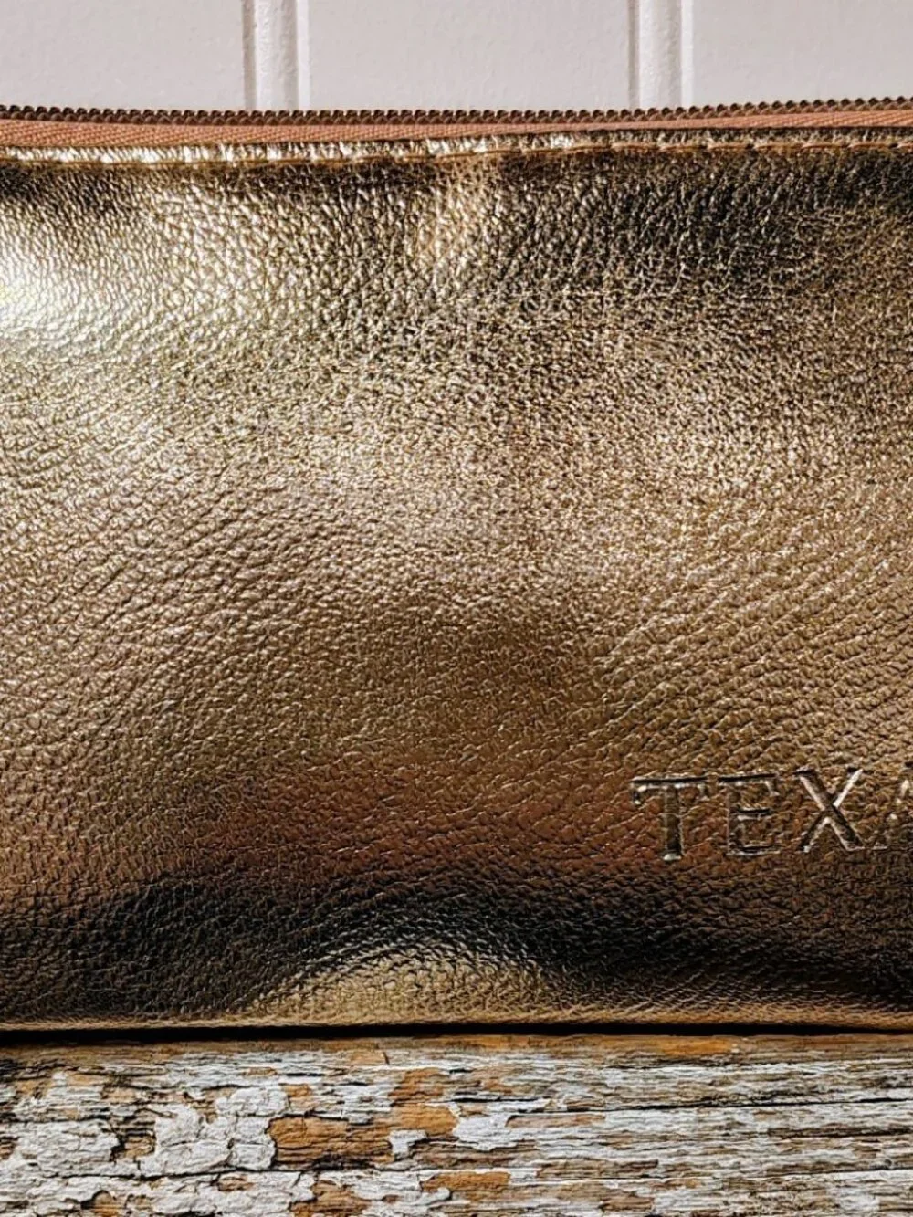 NWOT Texamo Rose Gold Metallic Makeup Bag